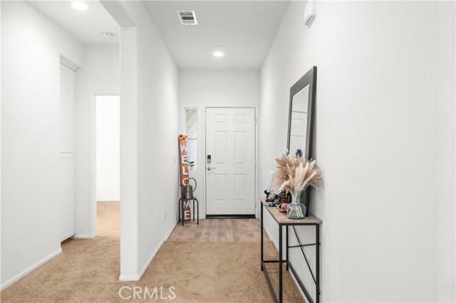 Detail Gallery Image 7 of 44 For 10657 Appaloosa, Hesperia,  CA 92345 - 4 Beds | 3 Baths