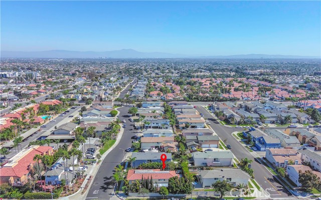 Detail Gallery Image 60 of 69 For 302 Portland Cir, Huntington Beach,  CA 92648 - – Beds | – Baths