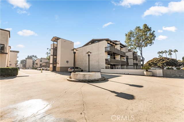 Detail Gallery Image 31 of 32 For 5217 Marina Pacifica Key #20,  Long Beach,  CA 90803 - 1 Beds | 1 Baths