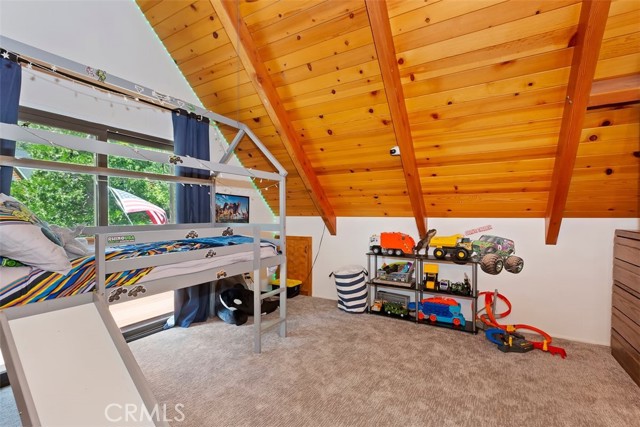 Detail Gallery Image 14 of 22 For 2300 Lausanne Dr, Wrightwood,  CA 92397 - 4 Beds | 2 Baths