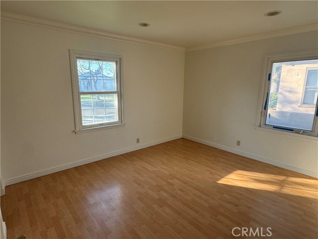 Detail Gallery Image 5 of 31 For 2236 N Manning, Burbank,  CA 91505 - 4 Beds | 2 Baths