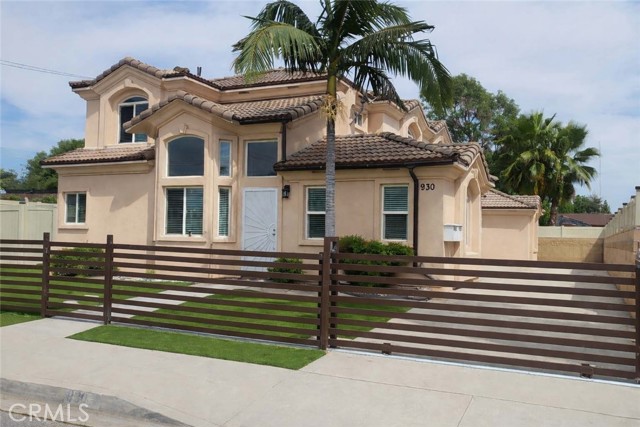 930 S Charlotte Ave Unit: A