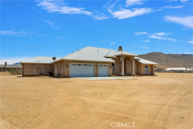 Detail Gallery Image 5 of 57 For 21777 Poppy Rd, Apple Valley,  CA 92308 - 3 Beds | 3 Baths