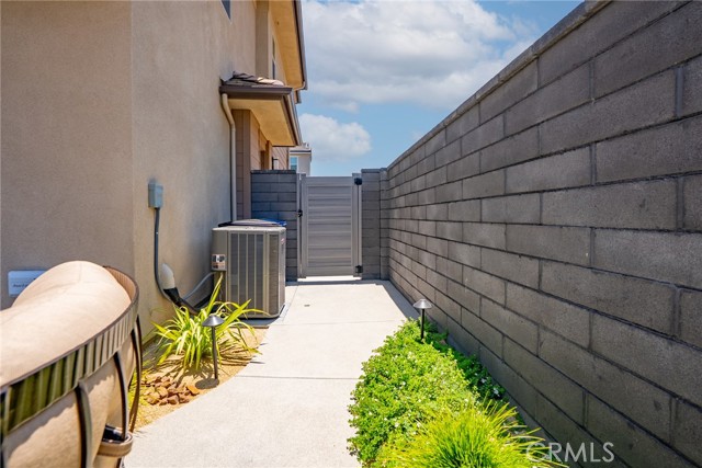 750 Cornelia Way, Rancho Mission Viejo CA: https://media.crmls.org/medias/b22df261-594e-4e03-a868-5738a206d139.jpg