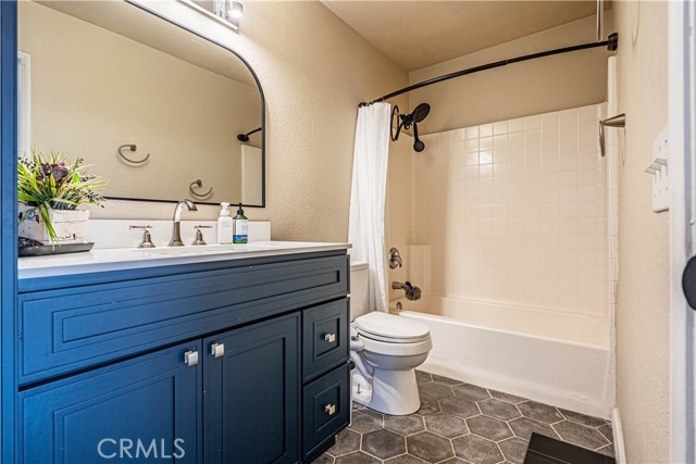 1650 Elmbridge Lane, Hemet CA: https://media.crmls.org/medias/b22f4393-abf6-4af7-a5d1-d0a055a8a598.jpg