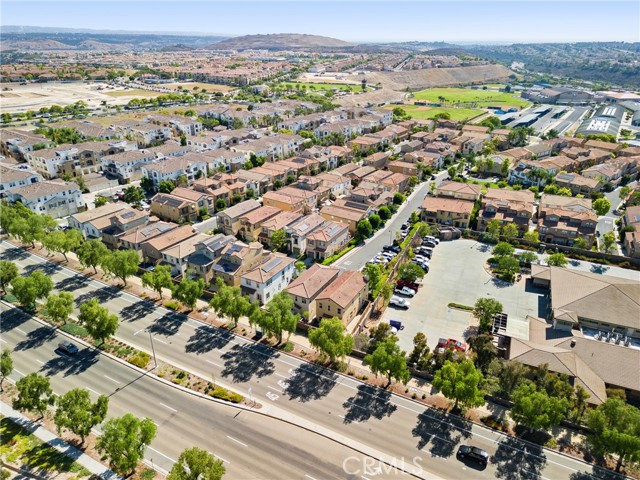 1474 De La Vina Street, Chula Vista CA: https://media.crmls.org/medias/b22fc30d-6a8e-48f7-b243-a75650ac931d.jpg