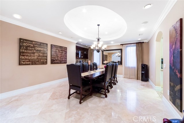 Detail Gallery Image 17 of 52 For 12530 Collins St, Valley Glen,  CA 91607 - 6 Beds | 5/1 Baths