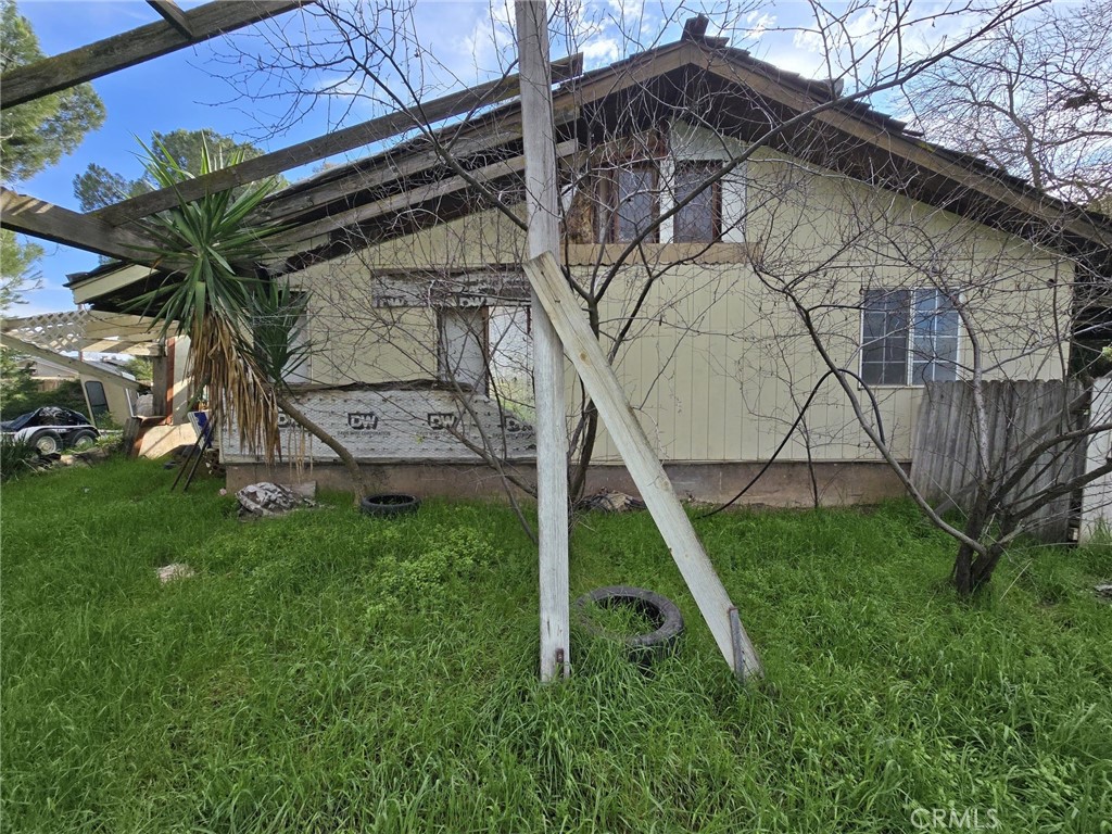 https://media.crmls.org/medias/b2302df0-21fa-4d61-82e7-32b401391702.jpg?preset=X-Large