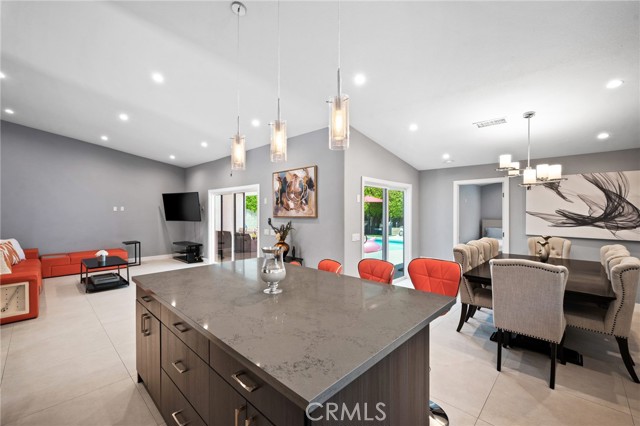 68870 Durango Road, Cathedral City CA: https://media.crmls.org/medias/b2315f87-c2fc-4ee6-ab43-e0adaebd6b22.jpg