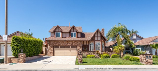 Detail Gallery Image 1 of 41 For 7975 E Altair Ln, Anaheim Hills,  CA 92808 - 5 Beds | 2/1 Baths