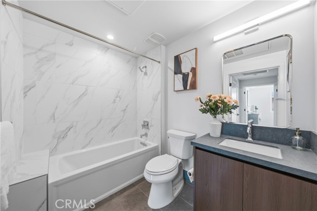 Detail Gallery Image 14 of 26 For 150 S Oak Knoll Ave #105,  Pasadena,  CA 91101 - 2 Beds | 2 Baths