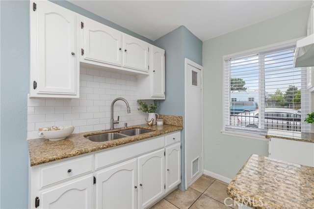 1048 S Record Avenue, East Los Angeles CA: https://media.crmls.org/medias/b2332642-6c64-4c19-9392-5d23e6d052a4.jpg