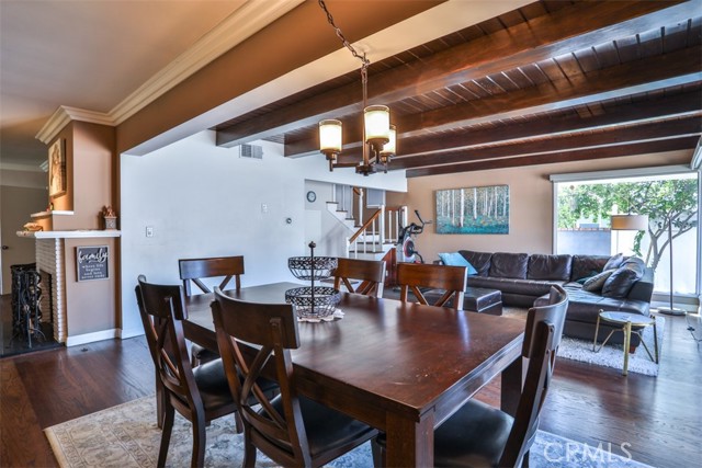 307 W 11th Street, Azusa CA: https://media.crmls.org/medias/b23330d8-b43e-486c-9ac8-a457f603c889.jpg