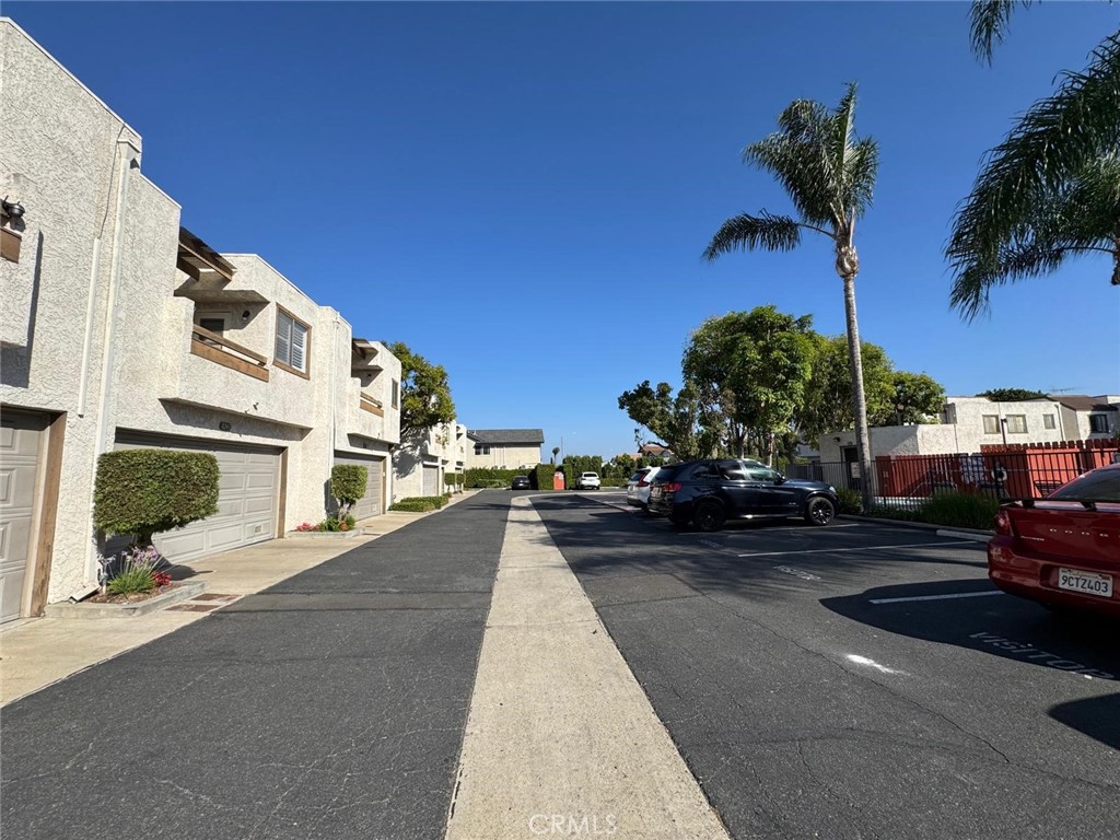 B2356d4a 11ed 44d7 A19c 4e56d18369af