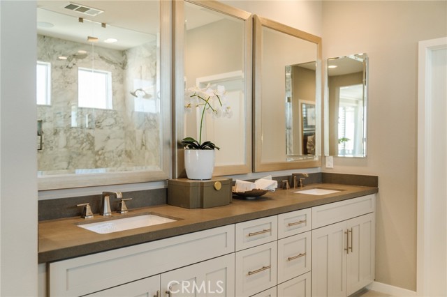 Detail Gallery Image 61 of 75 For 18108 Esker Ln, Canyon Country,  CA 91350 - 5 Beds | 3 Baths