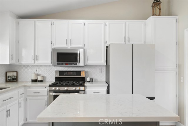 Detail Gallery Image 7 of 22 For 25704 Pelion, Menifee,  CA 92584 - 4 Beds | 2 Baths