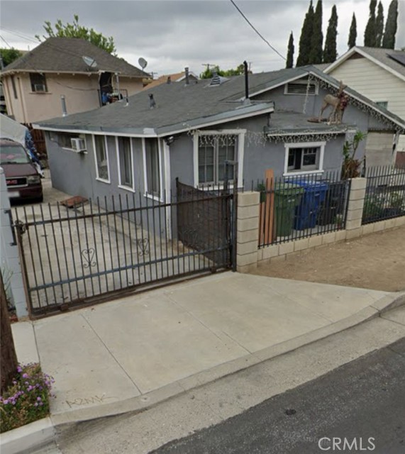 424 S Avenue 56, Los Angeles CA: https://media.crmls.org/medias/b236a53b-9352-4fae-8687-e4f81d2458cc.jpg