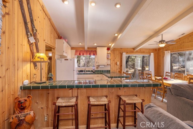 Detail Gallery Image 12 of 34 For 1750 Angels Camp Rd, Big Bear City,  CA 92314 - 3 Beds | 2 Baths