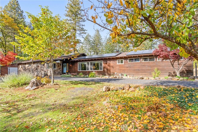 Detail Gallery Image 13 of 67 For 16298 Forest Ranch Rd, Forest Ranch,  CA 95942 - 3 Beds | 3 Baths