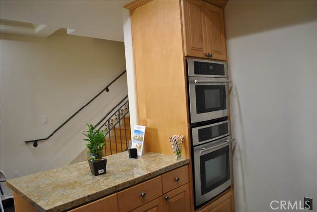 Detail Gallery Image 6 of 25 For 985 N Michillinda Ave #210,  Pasadena,  CA 91107 - 2 Beds | 2/1 Baths