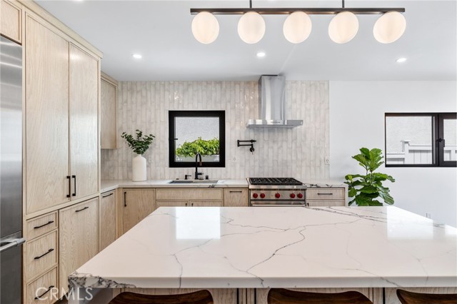 600 26th Street, Manhattan Beach, California 90266, 3 Bedrooms Bedrooms, ,2 BathroomsBathrooms,Residential,Sold,26th,SB22148889