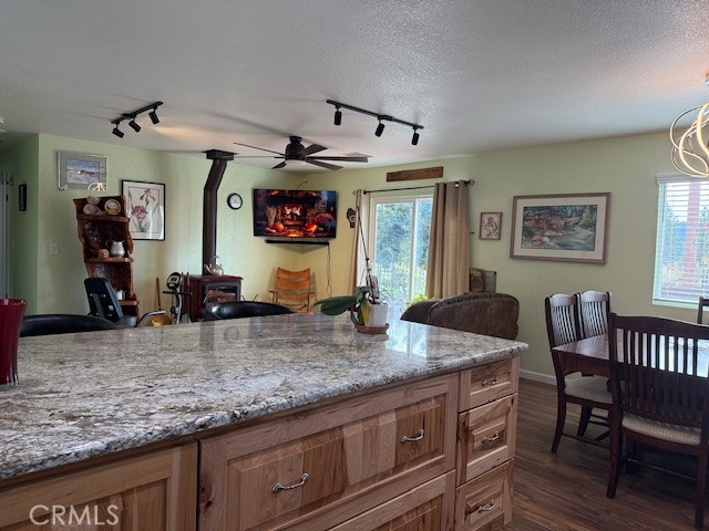 Detail Gallery Image 22 of 41 For 39468 Summit Dr, Oakhurst,  CA 93644 - 4 Beds | 3 Baths