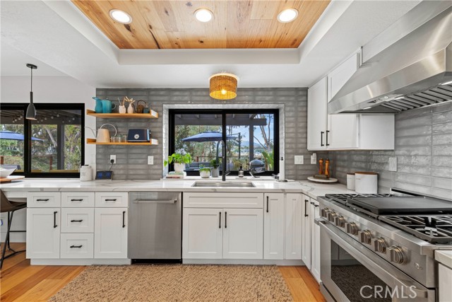 24301 Philemon Drive, Dana Point CA: https://media.crmls.org/medias/b23b6864-aca3-4cbb-8a76-ebd9effa8e29.jpg