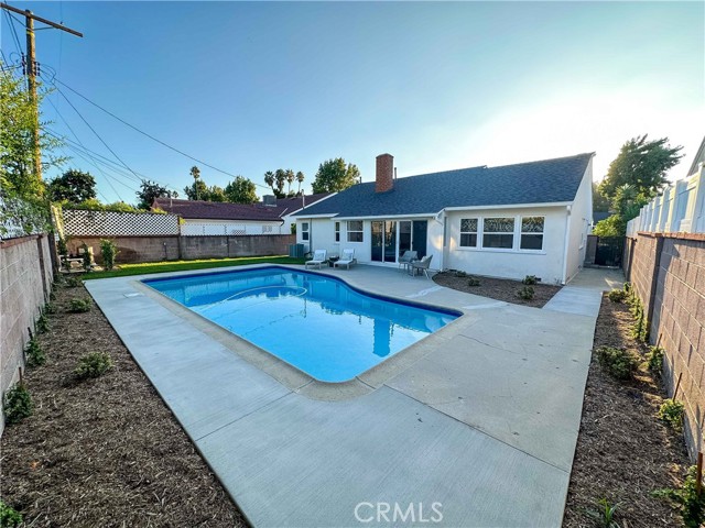 5900 Alcove Avenue, Valley Village, California 91607, 3 Bedrooms Bedrooms, ,1 BathroomBathrooms,Single Family Residence,For Sale,Alcove,SR23182537
