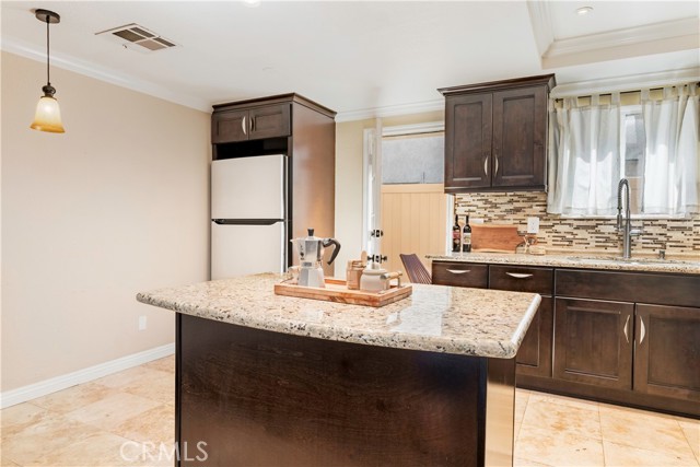 Detail Gallery Image 6 of 23 For 2229 N Broadway #J,  Santa Ana,  CA 92706 - 2 Beds | 1/1 Baths