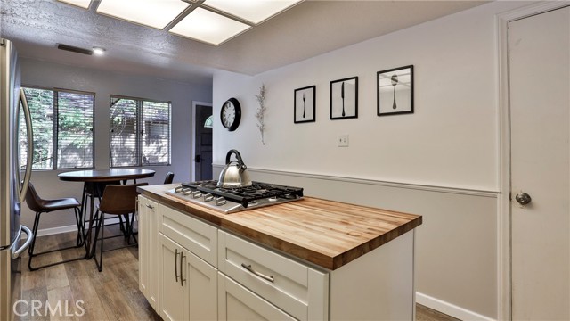 Detail Gallery Image 17 of 60 For 325 Cedarbrook Dr, Twin Peaks,  CA 92391 - 3 Beds | 2/1 Baths