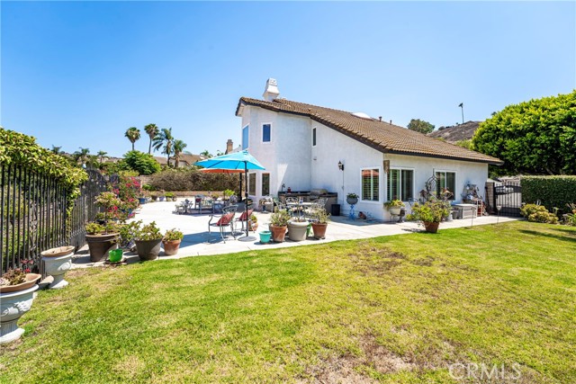 2151 Lyon Avenue, Riverside CA: https://media.crmls.org/medias/b23c3906-edfa-4fd9-a4c7-baba20c8646b.jpg