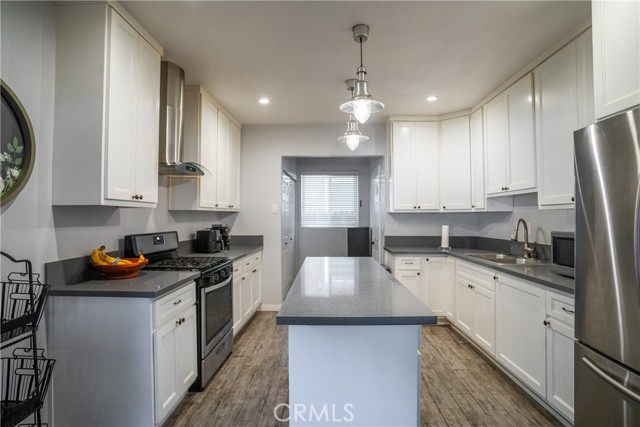 Detail Gallery Image 5 of 29 For 416 Lime, Long Beach,  CA 90802 - – Beds | – Baths