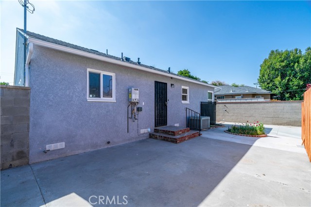Detail Gallery Image 22 of 56 For 4622 Dunrobin Ave, Lakewood,  CA 90713 - 6 Beds | 4 Baths