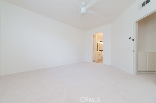 825 Yorkshire, Irvine CA: https://media.crmls.org/medias/b23e6c07-a549-4704-a3c5-9501e498b57a.jpg