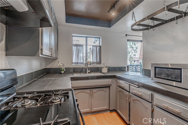 Detail Gallery Image 7 of 22 For 1355 N Sierra Bonita Ave #307,  West Hollywood,  CA 90046 - 1 Beds | 1 Baths