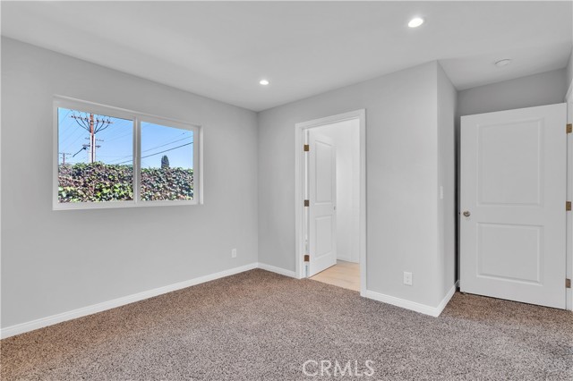 Detail Gallery Image 43 of 56 For 4622 Dunrobin Ave, Lakewood,  CA 90713 - 6 Beds | 4 Baths