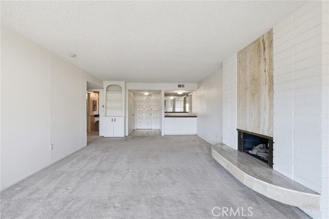 Detail Gallery Image 10 of 50 For 5330 Lindley Ave #305,  Encino,  CA 91316 - 2 Beds | 2 Baths
