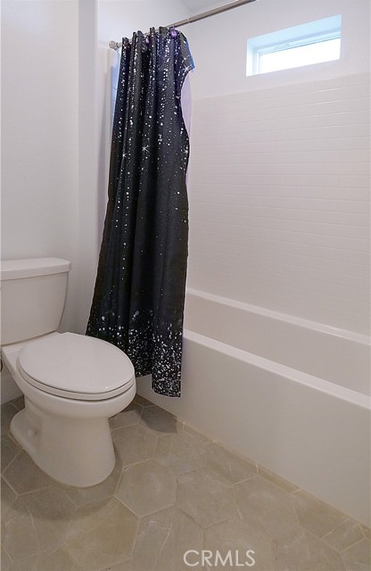 2750 W 182nd Street, Torrance CA: https://media.crmls.org/medias/b23f3025-8d30-4faf-9cff-9df38fab5d6e.jpg