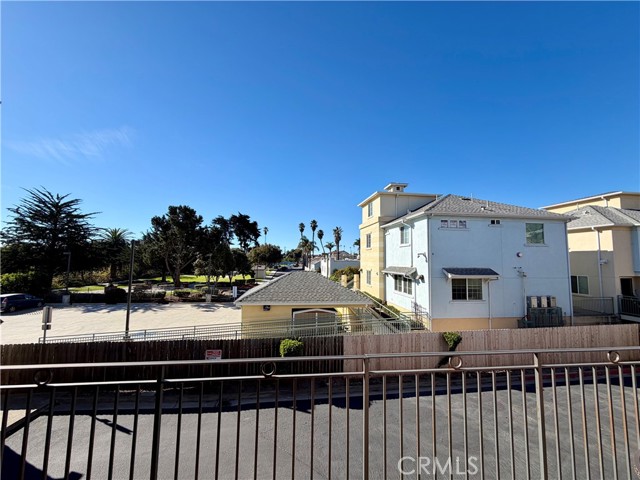 372 Park, Pismo Beach CA: https://media.crmls.org/medias/b23f45a9-2bb5-4ade-9a83-1e12581f93ad.jpg