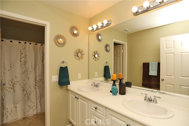 Detail Gallery Image 28 of 38 For 45290 Willowick St, Temecula,  CA 92592 - 4 Beds | 4 Baths