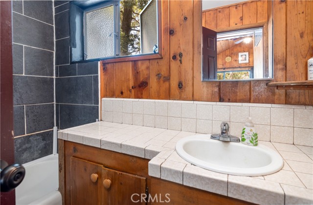 Detail Gallery Image 12 of 20 For 53150 Mountain View Dr, Idyllwild,  CA 92549 - 1 Beds | 1 Baths