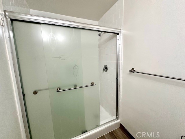 https://media.crmls.org/medias/b2403f63-49a2-4ee4-89a7-7d25c4416c34.jpg?preset=X-Large