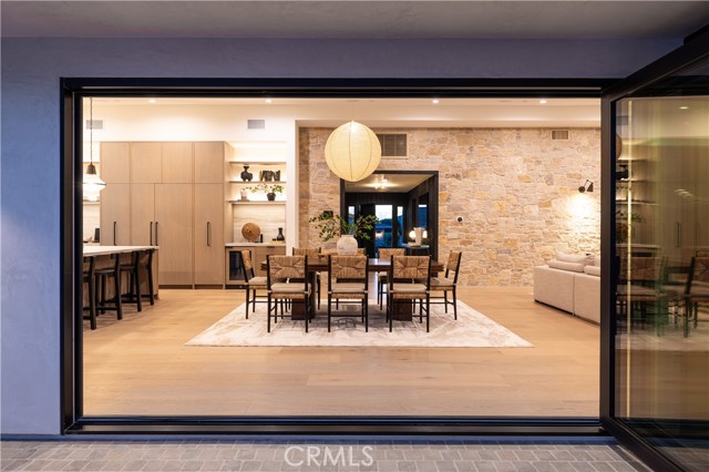 Detail Gallery Image 10 of 50 For 1524 Dolphin Ter, Corona Del Mar,  CA 92625 - 3 Beds | 3/1 Baths