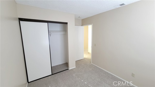 Detail Gallery Image 29 of 33 For 17294 Walnut Ave, Fontana,  CA 92336 - 3 Beds | 2/1 Baths