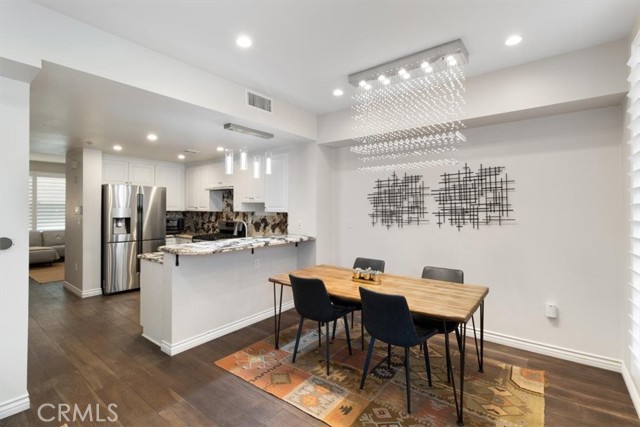 89 E Commonwealth Avenue, Alhambra CA: https://media.crmls.org/medias/b241d203-5884-44df-b308-15998cbfa095.jpg