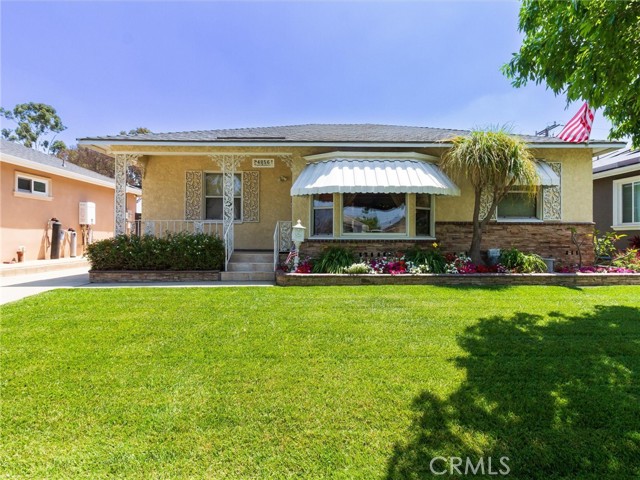 Detail Gallery Image 2 of 39 For 4856 Lomina Ave, Lakewood,  CA 90713 - 3 Beds | 1 Baths