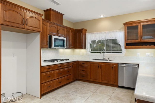 1103 Mcdonald Meadows, Fallbrook CA: https://media.crmls.org/medias/b242440d-e0ae-41b4-8640-95d2e804970a.jpg