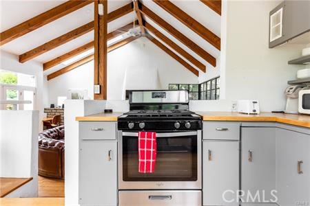 14818 Round Valley Drive, Sherman Oaks CA: https://media.crmls.org/medias/b2428d35-cf15-445b-89f8-016a86d737d1.jpg