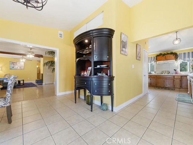 6465 Archer, Jurupa Valley CA: https://media.crmls.org/medias/b242b074-b709-45d4-b5ae-d985c541f9a1.jpg