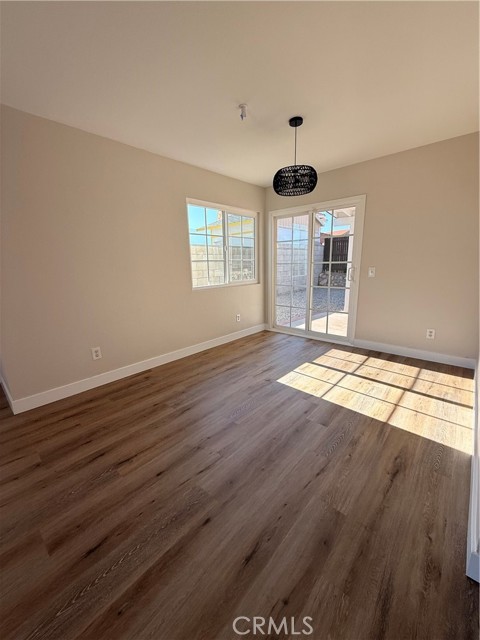 Detail Gallery Image 6 of 19 For 17020 Micallef St, Fontana,  CA 92336 - 4 Beds | 2/1 Baths